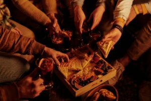 Fireside Chats: A Woman's Guide to Hosting Intimate Gatherings - Urban