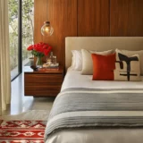 Bedroom Decor Modern Twist